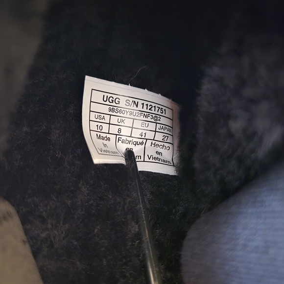 UGG SUPER FLUFF BLACK SLIDE SHEEPSKIN CLOSED TOE MULE SLIPPERS SIZE US 10 WOMEN - Picture 16 of 16